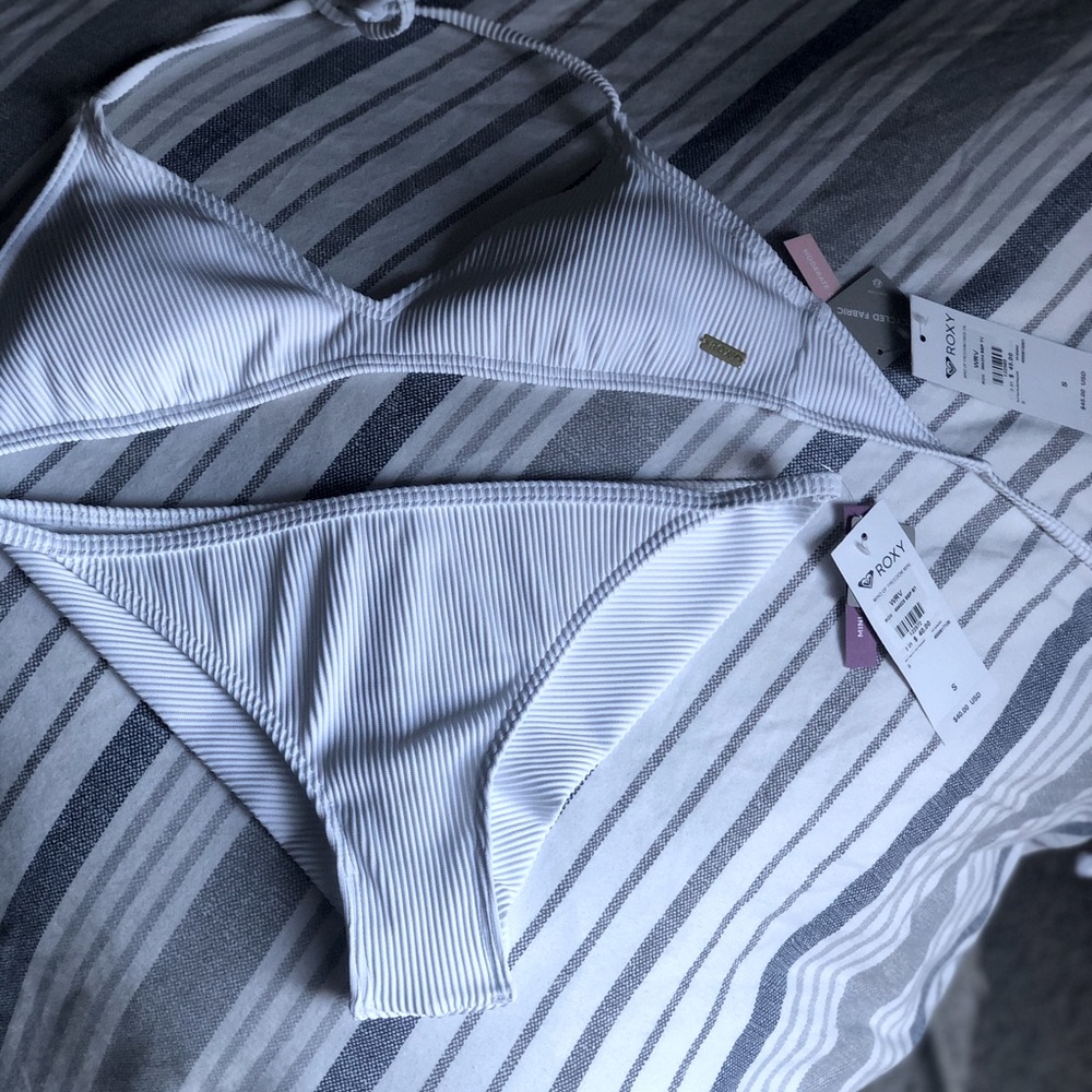 ROXY SWIMSUIT